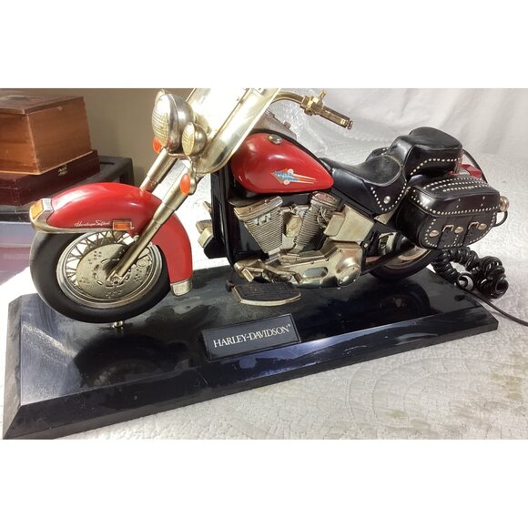 Harley-Davidson Red Heritage Softail Model Collectible Motorcycle Telephone - Picture 2 of 14